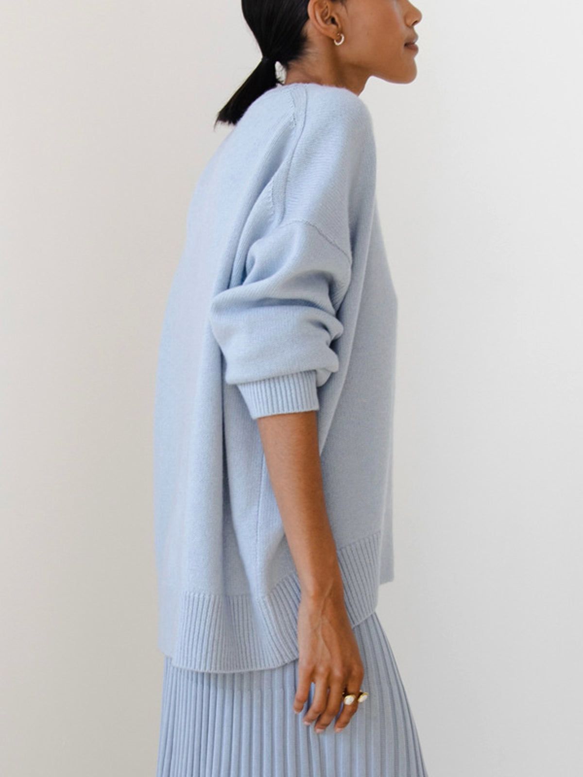 Cashmere Sweater - Oversized Fit, Crew Neck, Ribbed Knit - Women's/Unisex - Various Colors Available