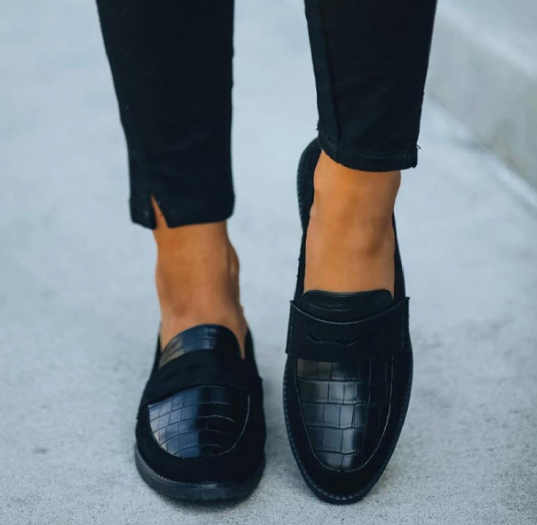 Women's Black Leather Loafers - Croc Pattern, Comfortable Fit